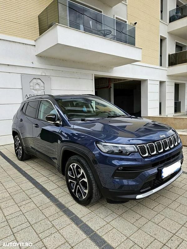 Culoarealbastru Utilizat 2021 Jeep Compass Limited SUV | 17.650 EUR (Preț bun) - Imagine 1/4