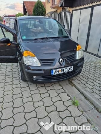 Utilizat 2005 Renault Modus Monovolum | 2.000 EUR - Imagine 1/4