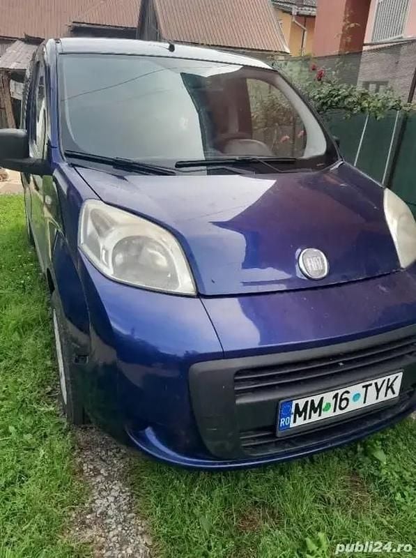 Utilizat 2010 Fiat Qubo Trekking Monovolum | 2.600 EUR - Imagine 1/4