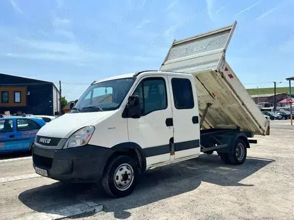 Utilizat 2010 Iveco Daily | 9.800 EUR (Puțin scump) - Imagine 1/4