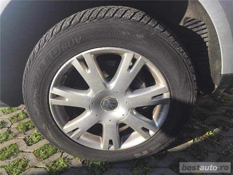 Second-hand VW Touareg 240 CP (176 kW) 2008 Argint SUV