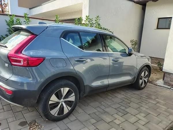 Utilizat 2021 Volvo XC40 SUV | 24.500 EUR (Preț OK) - Imagine 1/4