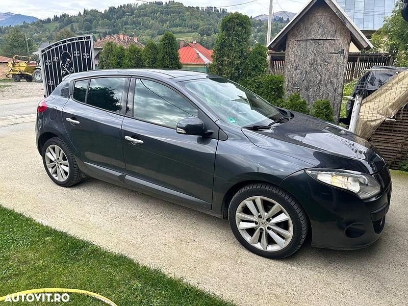 Culoaregri Utilizat 2009 Renault Mégane III Privilege | 3.900 EUR (Preț OK) - Imagine 1/4