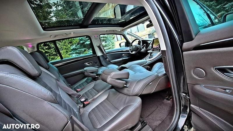 Second-hand Renault Espace Initiale Paris 160 CP (117 kW) 2018 Culoarenegru Monovolum