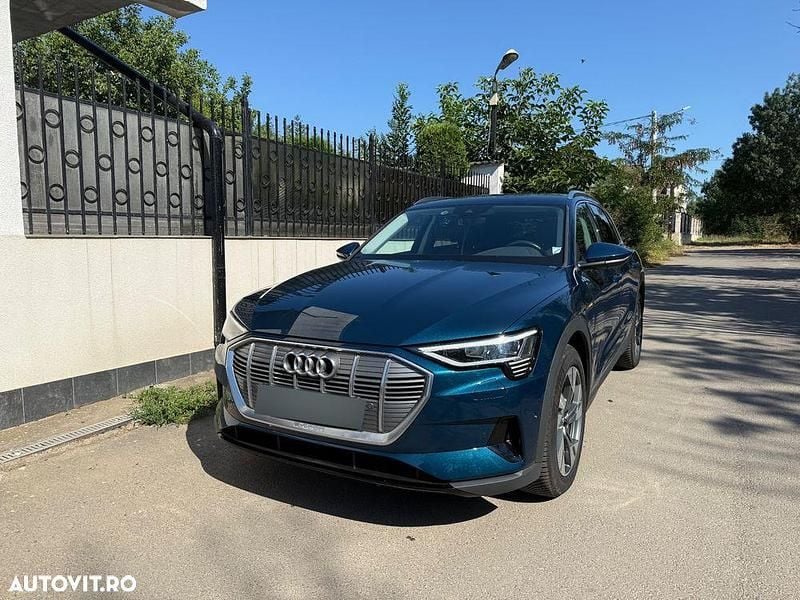 Albastru Utilizat 2020 Audi e-tron SUV | 25.889 EUR (Super Preț) - Imagine 1/4