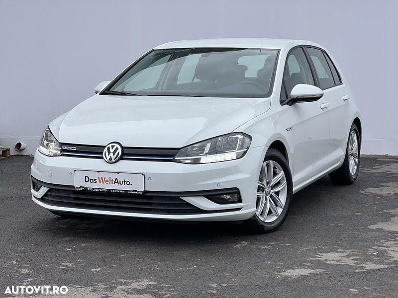 Alb Utilizat 2020 VW Golf VIII Hatchback | 14.036 EUR (Preț bun) - Imagine 1/4