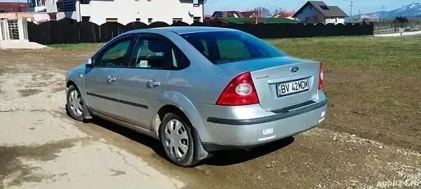 Utilizat 2006 Ford Focus Berlinǎ | 1.699 EUR (Preț OK) - Imagine 1/2