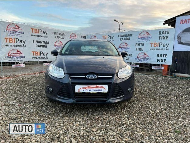 Albastru Utilizat 2012 Ford Focus Hatchback | 5.690 EUR (Puțin scump) - Imagine 1/4