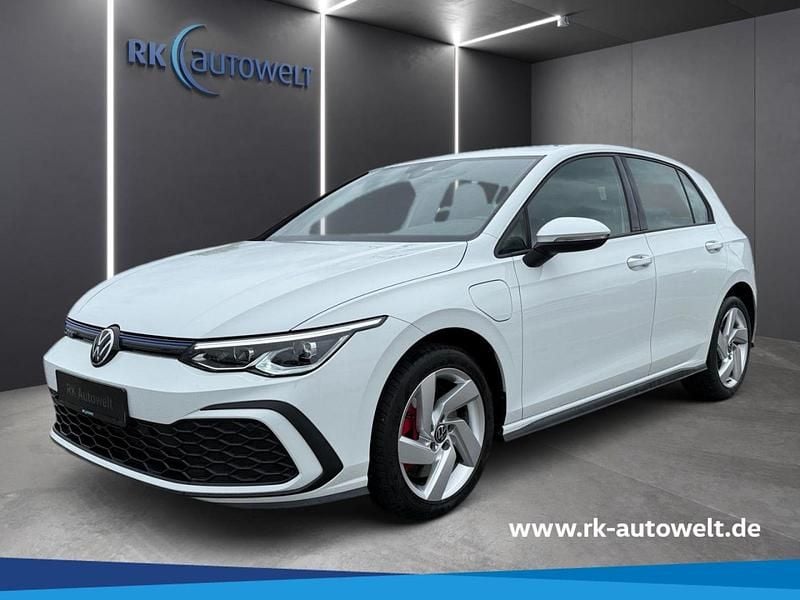 Utilizat 2020 VW Golf VIII GTE | 23.567 EUR (Preț OK) - Imagine 1/1