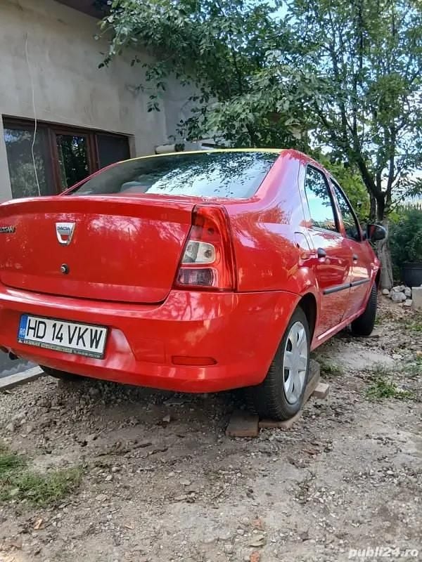 Second-hand Dacia Logan 75 CP (55 kW) 2011 Berlinǎ