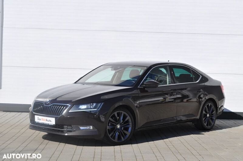 Maro Utilizat 2019 Skoda Superb Style Berlinǎ | 15.900 EUR (Preț OK) - Imagine 1/4