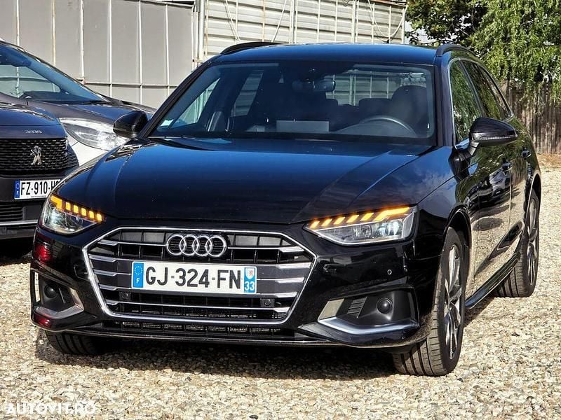 Culoarenegru Utilizat 2023 Audi A4 S-Line Break | 22.999 EUR (Preț OK) - Imagine 1/4