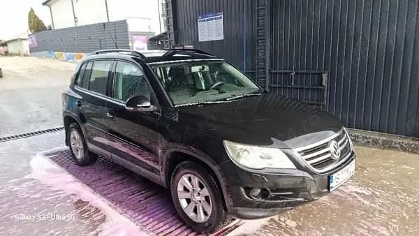 Second-hand VW Tiguan 140 CP (102 kW) 2009 Negru SUV
