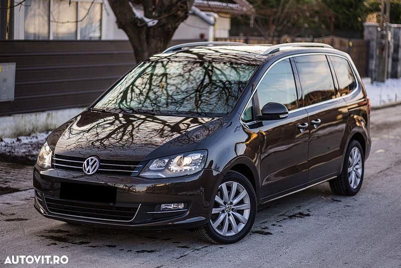 Culoaremaro Utilizat 2014 VW Sharan Highline Monovolum | 11.999 EUR - Imagine 1/4