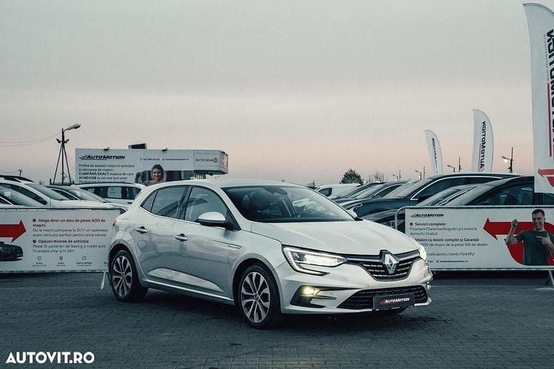 Culoareargint Utilizat 2023 Renault Mégane IV Berlinǎ | 15.500 EUR (Preț OK) - Imagine 1/4