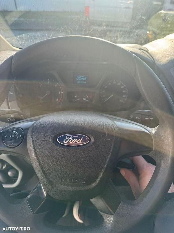 Second-hand Ford Transit 140 CP (102 kW) 2016 Culoarealb Monovolum