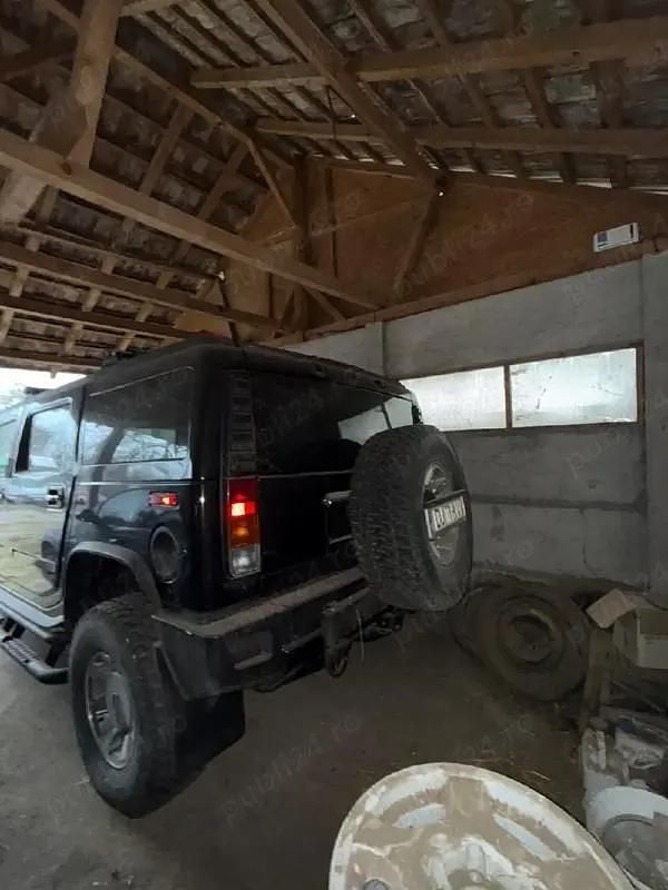 Second-hand Hummer H2 2003 SUV