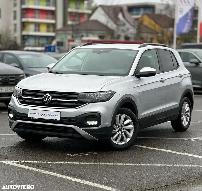 Second-hand VW T-Cross Life 110 CP (80 kW) 2023 Culoareargint SUV