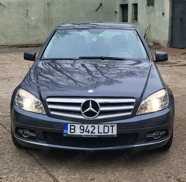 Utilizat 2010 Mercedes A200 Berlinǎ | 7.500 EUR - Imagine 1/4
