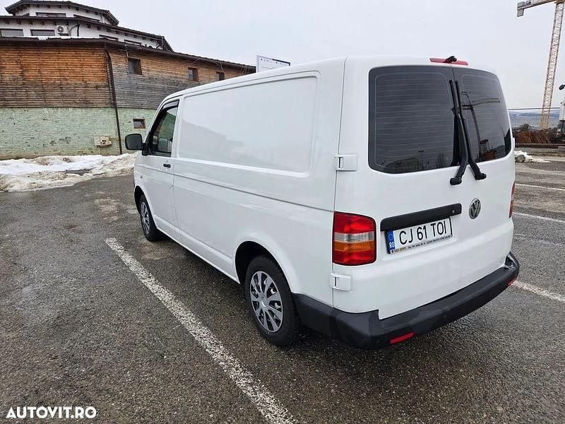 Second-hand VW Transporter 102 CP (75 kW) 2008 Culoarealb Van