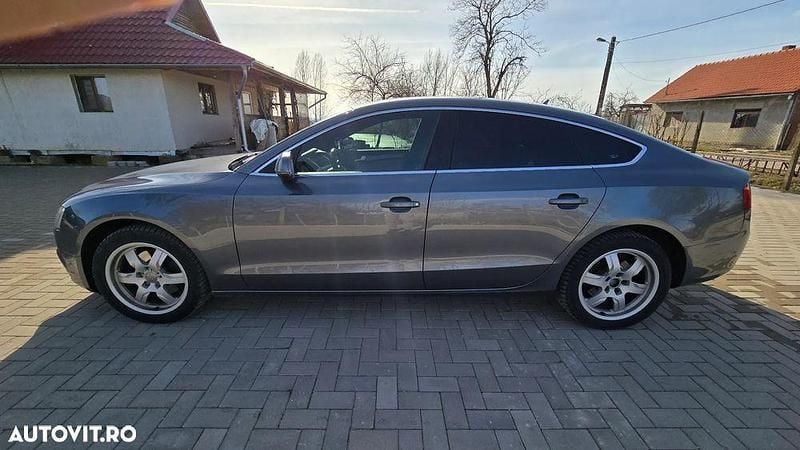 Second-hand Audi A5 177 CP (130 kW) 2013 Culoaregri Coupe