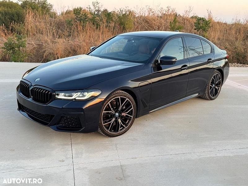Culoarenegru Utilizat 2021 BMW 530e M Sport Berlinǎ | 35.000 EUR (Preț OK) - Imagine 1/4