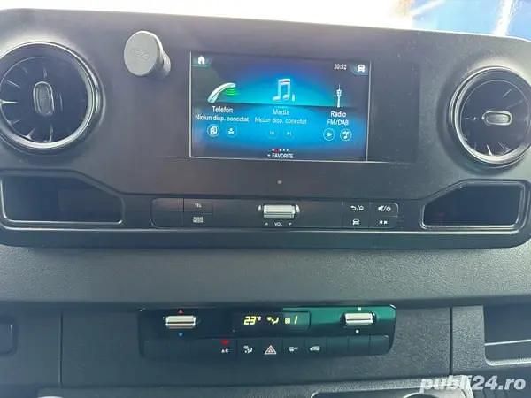Second-hand Mercedes Sprinter 170 CP (125 kW) 2023 Van