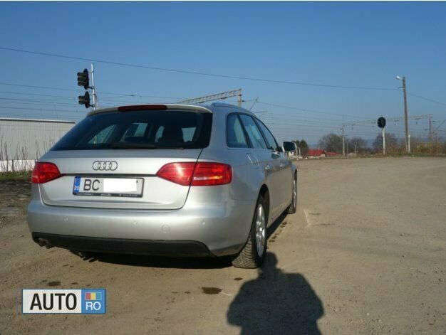 Second-hand Audi A4 143 CP (105 kW) 2010 Argintiu Break