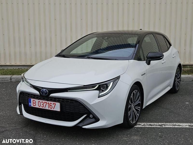 Second-hand Toyota Corolla Plus 184 CP (135 kW) 2019 Culoarealb Hatchback