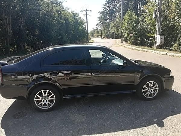 Negru Utilizat 2008 Skoda Octavia Berlinǎ | 3.500 EUR (Puțin scump) - Imagine 1/4