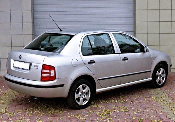 Second-hand Skoda Fabia 64 CP (47 kW) 2005 Argintiu Hatchback