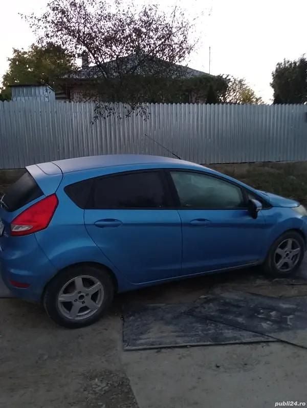 Second-hand Ford Fiesta 60 CP (44 kW) 2010 Hatchback