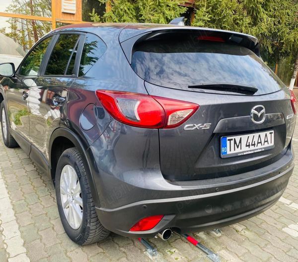 Argintiu Utilizat 2013 Mazda CX-5 Active SUV | 8.200 EUR (Preț bun) - Imagine 1/4