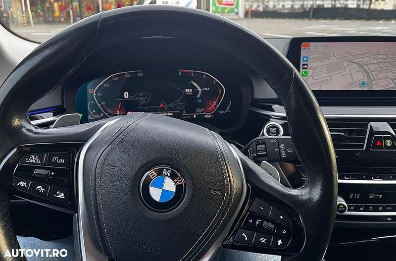 Culoarealb Utilizat 2020 BMW 520 Sport Line Break | 19.950 EUR (Preț bun) - Imagine 1/4