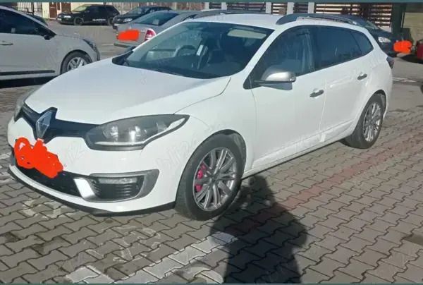 Utilizat 2015 Renault Mégane GrandTour Break | 4.900 EUR (Preț OK) - Imagine 1/4