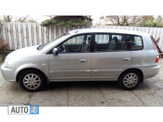Second-hand Kia Carens 113 CP (83 kW) 2006 Argintiu Monovolum