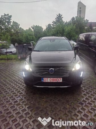 Negru Utilizat 2016 Volvo XC60 SUV | 15.799 EUR - Imagine 1/4
