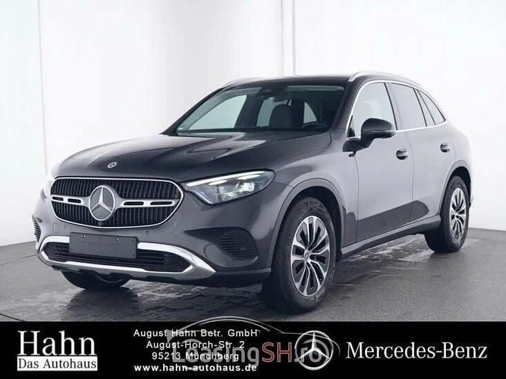 Gri Utilizat 2024 Mercedes 200 Avantgarde SUV | 56.114 EUR (Preț bun) - Imagine 1/4