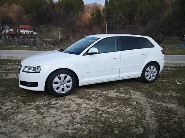 Second-hand Audi A3 105 CP (77 kW) 2010 Alb Hatchback