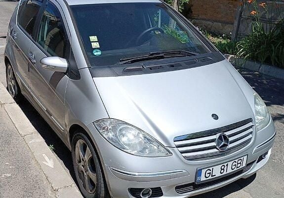 Second-hand Mercedes 190 108 CP (79 kW) 2005 Gri Berlinǎ