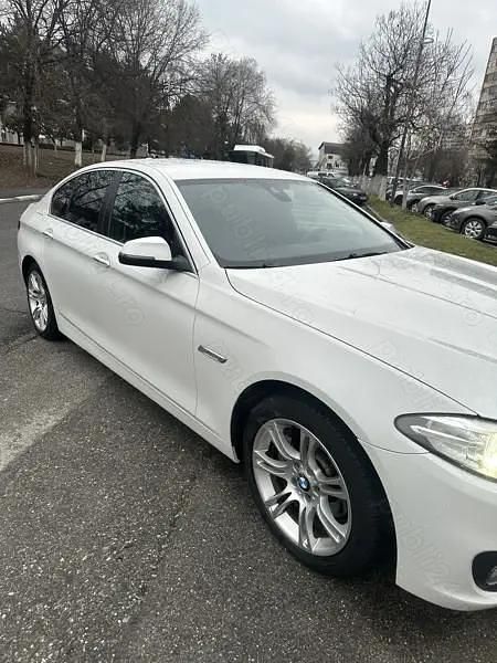 Second-hand BMW 520 190 CP (139 kW) 2014 Alb Berlinǎ