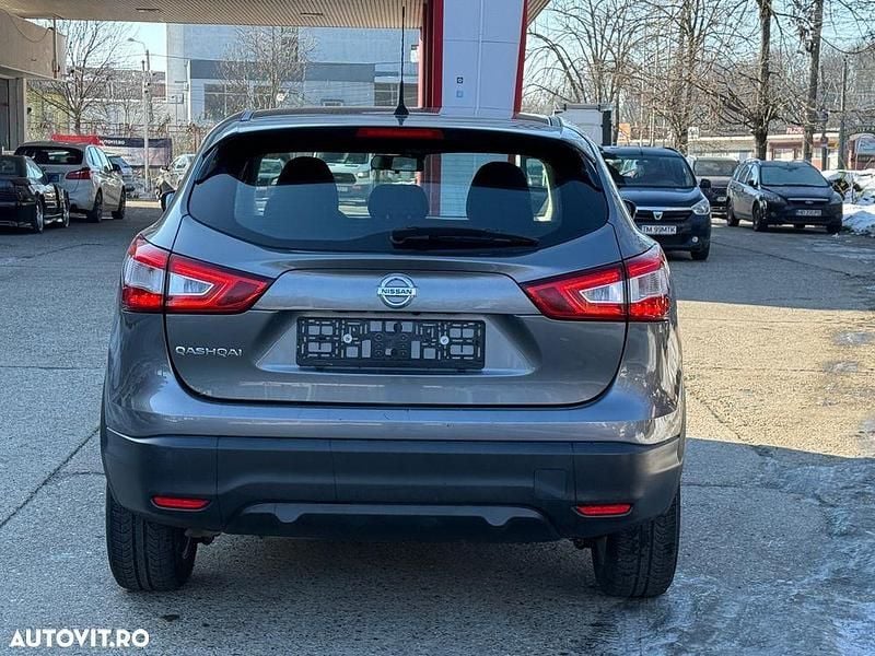 Second-hand Nissan Qashqai Acenta 130 CP (95 kW) 2017 Culoaregri SUV