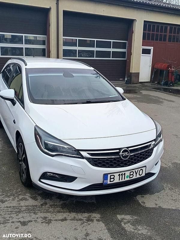 Culoarealb Utilizat 2016 Opel Astra Break | 6.500 EUR (Preț OK) - Imagine 1/4