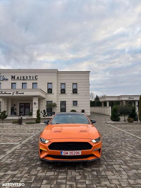 Second-hand Ford Mustang 317 CP (233 kW) 2020 Culoareportocaliu Coupe