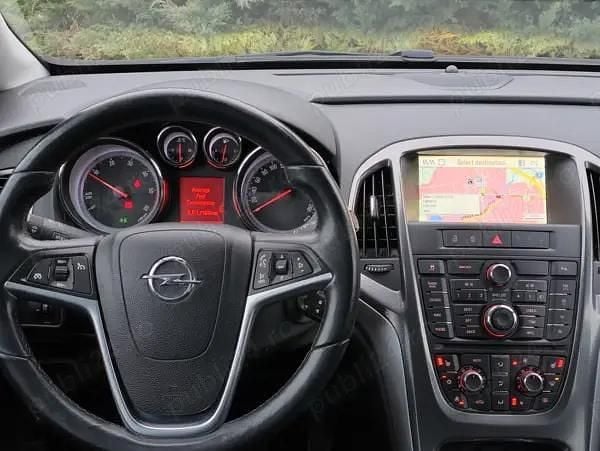 Second-hand Opel Astra OPC 130 CP (95 kW) 2012 Break