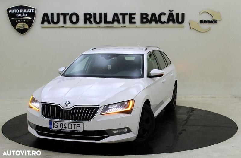 Alb Utilizat 2017 Skoda Superb Break | 17.490 EUR (Puțin scump) - Imagine 1/4