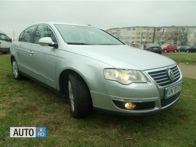 Argintiu Utilizat 2007 VW Passat Berlinǎ | 3.550 EUR (Preț OK) - Imagine 1/4
