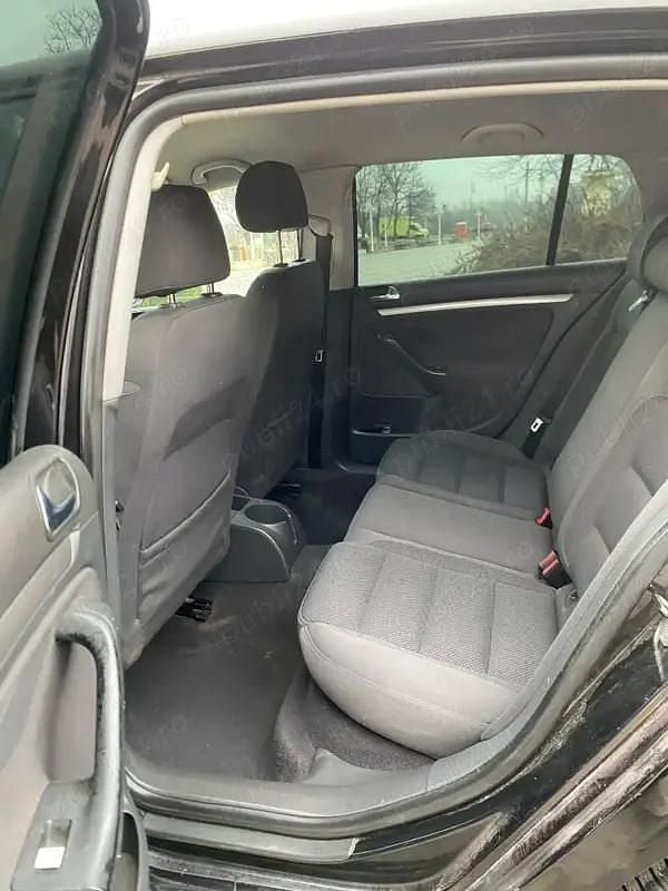 Second-hand VW Golf IV 105 CP (77 kW) 2006 Berlinǎ