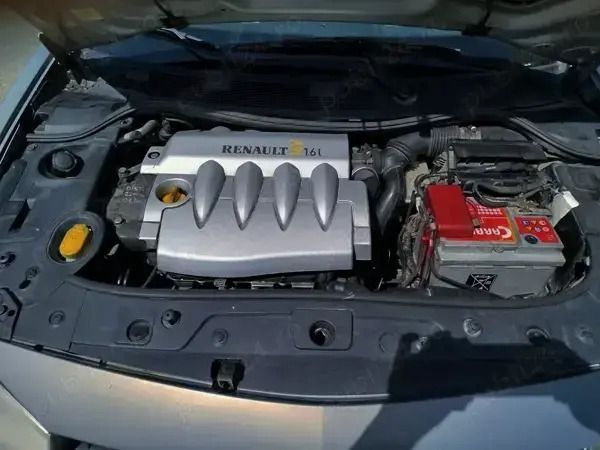 Utilizat 2005 Renault Mégane GrandTour Break | 1.300 EUR - Imagine 1/4