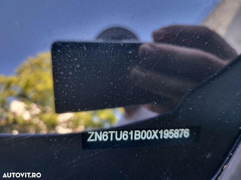 Second-hand Maserati Levante 275 CP (202 kW) 2016 Culoarealbastru SUV